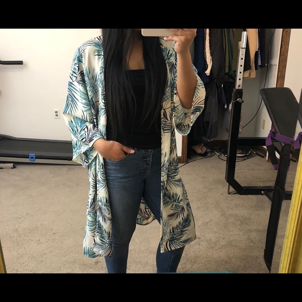 JWLovesMe Open Slit Kimono with Palm Leaf Pattern